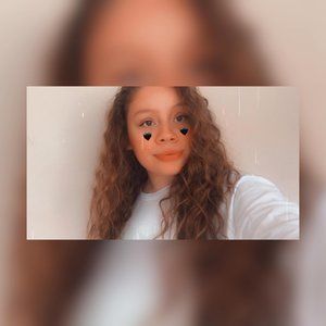 Meet your Posher, Ana